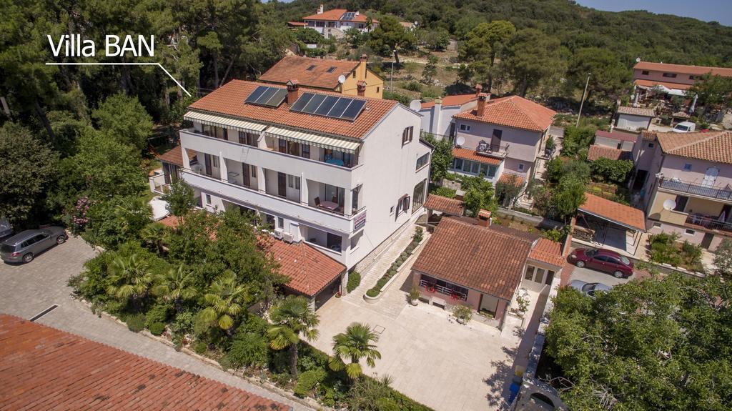 Apartments Villa Ban Rovigno Esterno foto