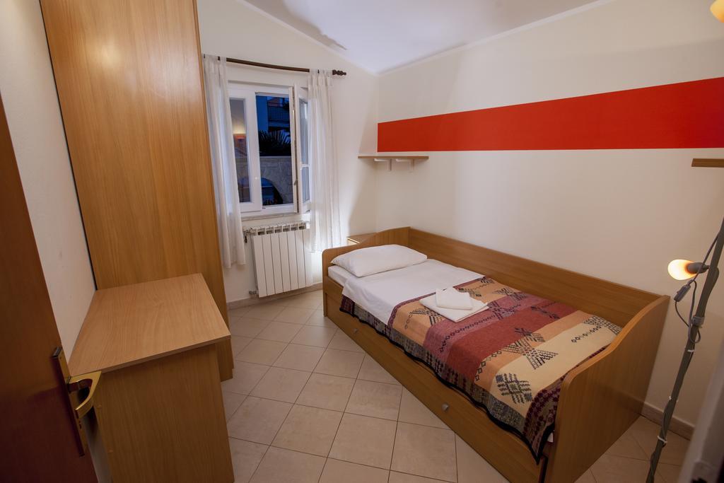 Apartments Villa Ban Rovigno Camera foto