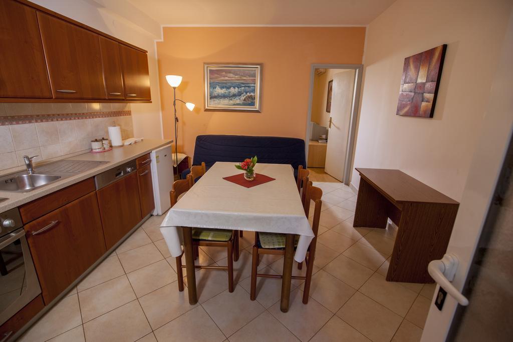 Apartments Villa Ban Rovigno Camera foto